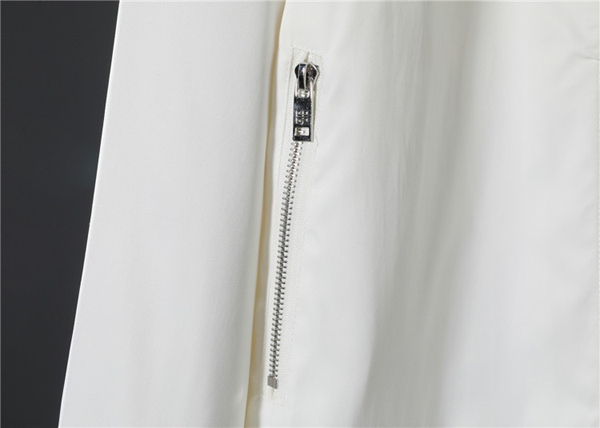 ブランドジャケット角部分ディテール